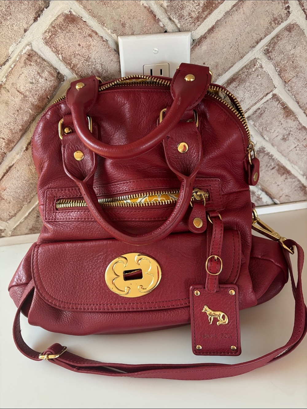 Red Leather Satchel Handbag with Gold Hardware 💯 leather